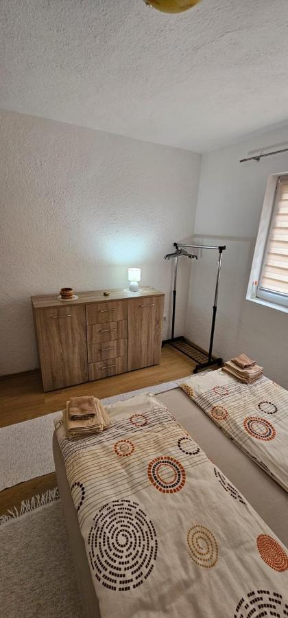 Apartman Naza Kulen Vakuf Exteriör bild